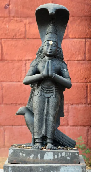 Nithyanandeshwara Sadashiva Temple - Deities