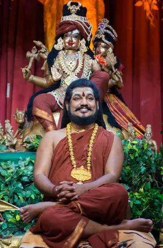 http://nithyananda.org/sites/default/files/photo-gallery/2017-3mar-2nd-nithyananda-diary_DSC_2063_bengaluru-aadheenam-IA-Day5-energy-darshan-swamiji.jpg