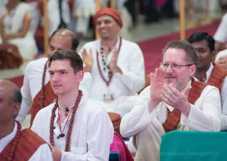 http://nithyananda.org/sites/default/files/photo-gallery/2017-3mar-3rd-nithyananda-diary_DSC_3226_bengaluru-aadheenam-IA-Day6-jeevan-mukti-jayanti-participants.jpg