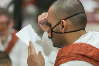 Blindfold reading session using the Atma Lingam