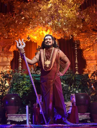 http://nithyananda.org/sites/default/files/photo-gallery/2017-3mar-9th-nithyananda-diary_DSC_9657_bengaluru-aadheenam-IA-Day12-shivoham-day1-sadashiva%20darshan-swamiji.jpg