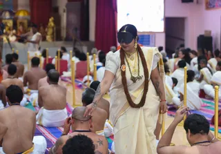 http://nithyananda.org/sites/default/files/photo-gallery/2017-5may-13th-nithyananda-diary_DSC_3953_bengaluru-aadheenam-sadashivatva-day1-shaktis-demo-participants.jpg