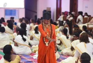 http://nithyananda.org/sites/default/files/photo-gallery/2017-5may-13th-nithyananda-diary_DSC_3957_bengaluru-aadheenam-sadashivatva-day1-shaktis-demo-participants.jpg