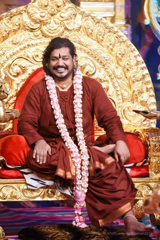 http://nithyananda.org/sites/default/files/photo-gallery/2017-5may-13th-nithyananda-diary_DSC_5361_bengaluru-aadheenam-sadashivatva-day1-intro-session-swamiji.jpg