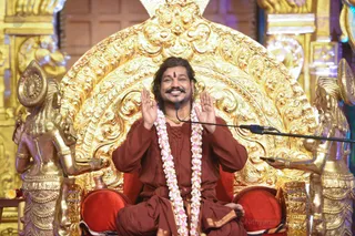http://nithyananda.org/sites/default/files/photo-gallery/2017-5may-13th-nithyananda-diary_DSC_5641_bengaluru-aadheenam-sadashivatva-day1-intro-session-swamiji.jpg