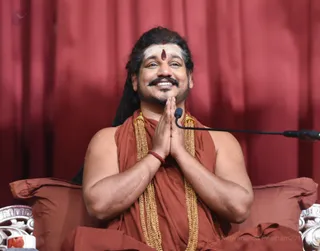 http://nithyananda.org/sites/default/files/photo-gallery/2017-5may-14th-nithyananda-diary_DSC_5935_bengaluru-aadheenam-sadashivatva-day2-integrity-session_0.jpg