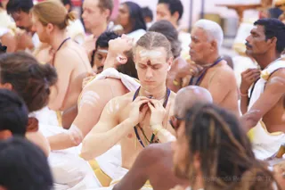 http://nithyananda.org/sites/default/files/photo-gallery/2017-5may-16th-nithyananda-diary_IMG_0633_bengaluru-aadheenam-sadashivatva-day4-mandala-atma-lingam-vaak-swamiji.jpg