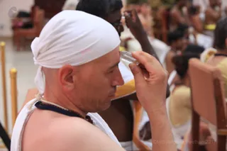 http://nithyananda.org/sites/default/files/photo-gallery/2017-5may-17th-nithyananda-diary_IMG_0822_bengaluru-aadheenam-sadashivatva-day5-mandala-third-eye-participants.jpg
