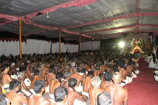 His Holiness initiates thousands into Shiva Deeksha Level 1 at Nithyanandeshwara Sadashiva Temple.