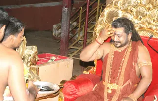http://nithyananda.org/sites/default/files/photo-gallery/2017-5may-24th-nithyananda-diary_IMG_0200_bengaluru-aadheenam-sadashivatva-day12-VHP-nithyanandam-kids-day4-shiva-deeksha-temple-swamiji.jpg