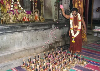 His Holiness blesses the powerful mandalas, Spiritual Alchemy Products that He infuses with the Bioenergy of Sadashiva.