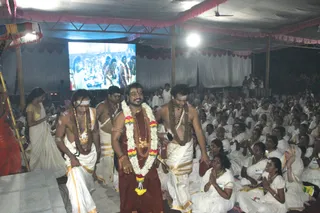 http://nithyananda.org/sites/default/files/photo-gallery/2017-5may-24th-nithyananda-diary_IMG_0222_bengaluru-aadheenam-sadashivatva-day12-VHP-nithyanandam-kids-day4-shiva-deeksha-temple-swamiji.jpg