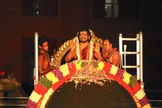 http://nithyananda.org/sites/default/files/photo-gallery/2017-5may-24th-nithyananda-diary_IMG_0569_bengaluru-aadheenam-sadashivatva-day12-VHP-nithyanandam-kids-day4-rudrabhishekam-swamiji.jpg