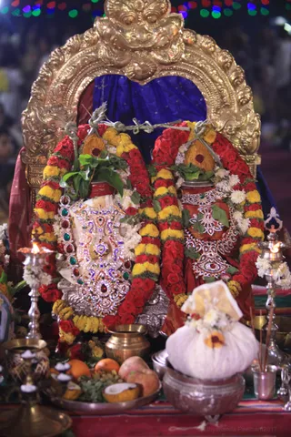 Vishesa Deeksha - Kalasha Tirtha, Divine energy is held in the waters of these vessels.