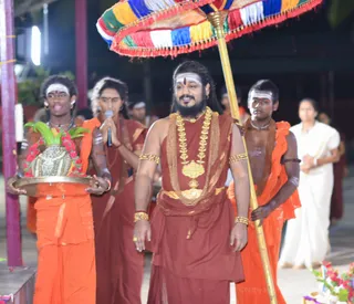His Holiness arrives at Nithyanandeshwara Sadashiva Temple to perform the sacred Shiva Deeksha initiation.