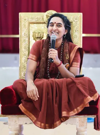 The Acharya Introduces the history and other facts about Bengaluru Aadheenam to the participants before the Campus Tour.