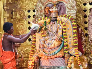 Meenakshi Pattabhishekam