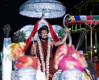 Dik Vigaya Procession