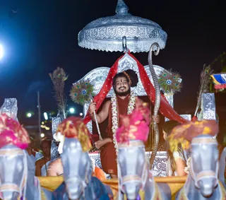 Dik Vigaya Procession