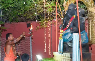 Aadheenam Night Life - Aarti to Ganesha