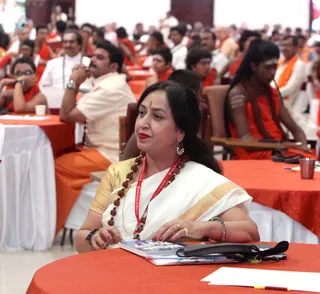 Nithyananda Yogis perform Shaktis Demo