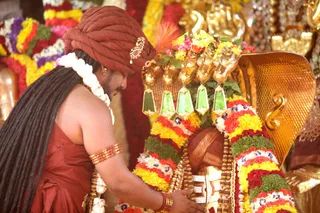 Nithyanandeshwara Linga, the powerful, naturally formed linga discovered on the Aadheenam land.