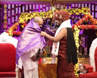 http://nithyananda.org/sites/default/files/photo-gallery/2017-7jul-9th-nithyananda-diary_IMG_2240_bengaluru-aadheenam-guru-purnima-mou-sign-mauritius-jagdishwar-swamji.jpg