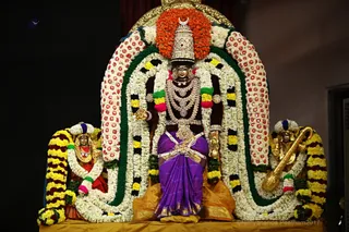 http://nithyananda.org/sites/default/files/photo-gallery/2017-9-Sep-23_nithyananda-diary_bengaluru-aadheenam_navrtri-day-3-deity-alankaram_IMG_3054_2.JPG