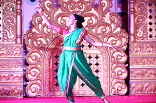 http://nithyananda.org/sites/default/files/photo-gallery/2017-9-Sep-24_nithyananda-diary_bengaluru-aadheenam_navratr-day-4-darbar-culturals_IMG_5279.JPG