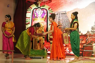 http://nithyananda.org/sites/default/files/photo-gallery/2017-9-Sep-25_nithyananda-diary_bengaluru-aadheenam_navratri-day-5-culturals-darbar_IMG_6133_0.JPG