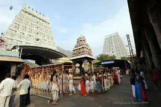 http://nithyananda.org/sites/default/files/photo-gallery/2018-01-Jan-03-nithyananda-diary_bengaluru-aadheenam_visit-annamalaiyar-temple_7T9A0027.JPG