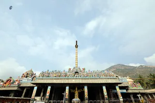 http://nithyananda.org/sites/default/files/photo-gallery/2018-01-Jan-03-nithyananda-diary_bengaluru-aadheenam_visit-annamalaiyar-temple_7T9A0039.JPG