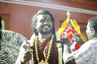 http://nithyananda.org/sites/default/files/photo-gallery/2018-01-Jan-03-nithyananda-diary_tiruvannamalai-aadheenam_fire-walking-lemon-piercing_7T7A3727.jpg