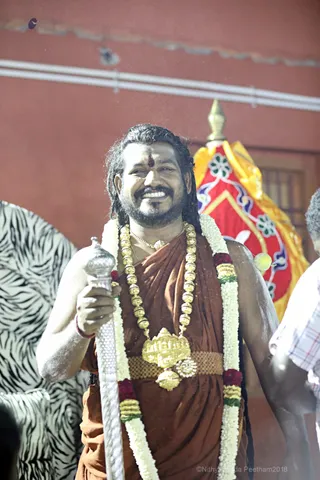 http://nithyananda.org/sites/default/files/photo-gallery/2018-01-Jan-03-nithyananda-diary_tiruvannamalai-aadheenam_fire-walking-lemon-piercing_7T7A3729.jpg