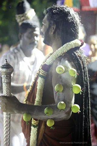 http://nithyananda.org/sites/default/files/photo-gallery/2018-01-Jan-03-nithyananda-diary_tiruvannamalai-aadheenam_fire-walking-lemon-piercing_7T7A3743.jpg