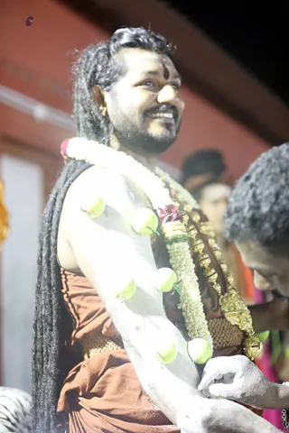 http://nithyananda.org/sites/default/files/photo-gallery/2018-01-Jan-03-nithyananda-diary_tiruvannamalai-aadheenam_fire-walking-lemon-piercing_7T7A3750.jpg