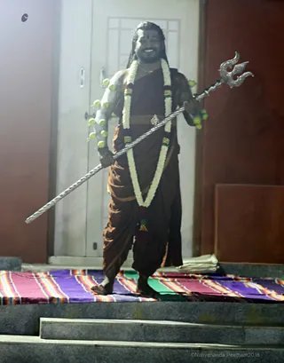 http://nithyananda.org/sites/default/files/photo-gallery/2018-01-Jan-03-nithyananda-diary_tiruvannamalai-aadheenam_fire-walking-lemon-piercing_7T7A3814.jpg