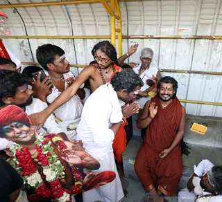 http://nithyananda.org/sites/default/files/photo-gallery/2018-01-Jan-04-nithyananda-diary_bengaluru-aadheenam_padayatris-walking_7T7A4066.jpg