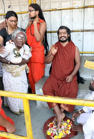 http://nithyananda.org/sites/default/files/photo-gallery/2018-01-Jan-04-nithyananda-diary_bengaluru-aadheenam_padayatris-walking_7T7A4114.jpg