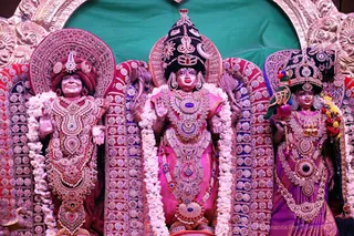 http://nithyananda.org/sites/default/files/photo-gallery/2018-01-Jan-08-nithyananda-diary_bengaluru-aadheenam_aadheenam-glimpses_7T7A7087.JPG