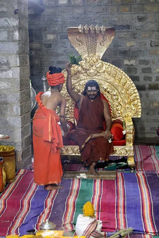 http://nithyananda.org/sites/default/files/photo-gallery/2018-01-Jan-13-nithyananda-diary_bengaluru-aadheenam_vishesha-deeksha_7T7A9172.jpg
