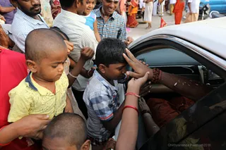 http://nithyananda.org/sites/default/files/photo-gallery/2018-01-Jan-16-nithyananda-diary_bengaluru-aadheenam_car-darshan-anna-daan_7T9A0673.jpg