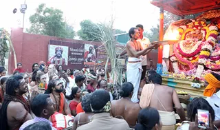 http://nithyananda.org/sites/default/files/photo-gallery/2018-01-Jan-16-nithyananda-diary_bengaluru-aadheenam_temple-procession-welcoming_7T9A0418.jpg