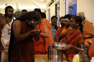 http://nithyananda.org/sites/default/files/photo-gallery/2018-01-Jan-17-nithyananda-diary_bengaluru-aadheenam_girivalam-with-nithyananda_7T9A1175.jpg