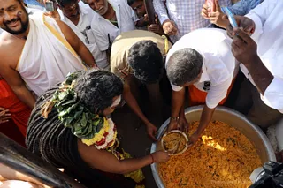 http://nithyananda.org/sites/default/files/photo-gallery/2018-01-Jan-18-nithyananda-diary_bengaluru-aadheenam_aadheenavasis-thiruvannamalai-trip_manalurpettai-trip_7T9A1659.jpg