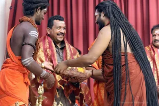 http://nithyananda.org/sites/default/files/photo-gallery/2018-03-Mar-15-nithyananda-diary_bengaluru-aadheenam_nithya-satsang-with-h-raja-guests_7T7A7215.jpg