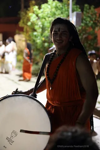 http://nithyananda.org/sites/default/files/photo-gallery/2018-05-May-28-nithyananda-diary_bengaluru-aadheenam_nithyananda-poornima_7T9A6348.jpg