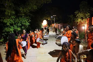 http://nithyananda.org/sites/default/files/photo-gallery/2018-05-May-28-nithyananda-diary_bengaluru-aadheenam_nithyananda-poornima_7T9A6364.jpg