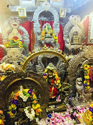 http://nithyananda.org/sites/default/files/photo-gallery/2018-05-May-29-nithyananda-diary_bengaluru-aadheenam_aanmartha-puja_33853764_10204890270133334_4340972958450188288_n.jpg