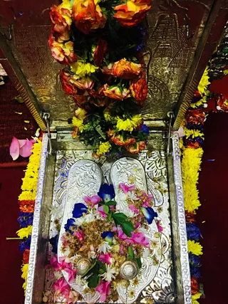 http://nithyananda.org/sites/default/files/photo-gallery/2018-06-Jun-02-nithyananda-diary_bengaluru-aadheenam_aanmartha-puja_34202931_10204905786841242_3394226359545888768_n.jpg